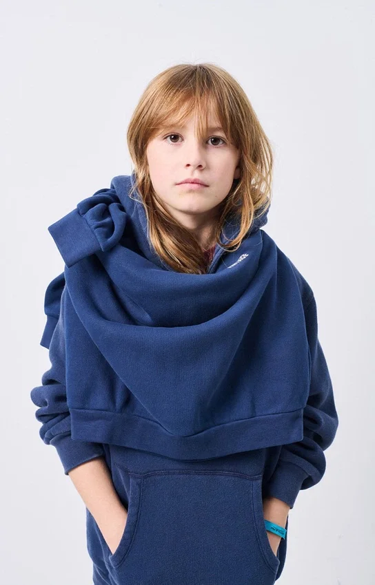 Huvtröja Izubird Artikelnummer: KIZU03AH26