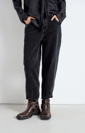 Boyfriend-jeans för damer från Yopday Artikelnummer: YOP11IH26