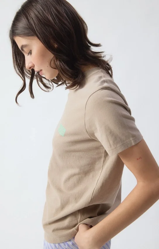 Dam-T-shirt Ykobow Artikelnummer: YKO02CH26