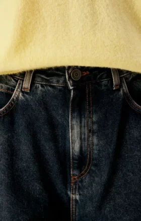 Löst sittande jeans för damer Lydbay Artikelnummer: LYD11AH26