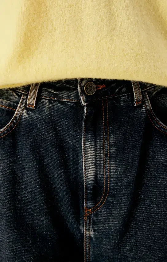 Löst sittande jeans för damer Lydbay Artikelnummer: LYD11AH26