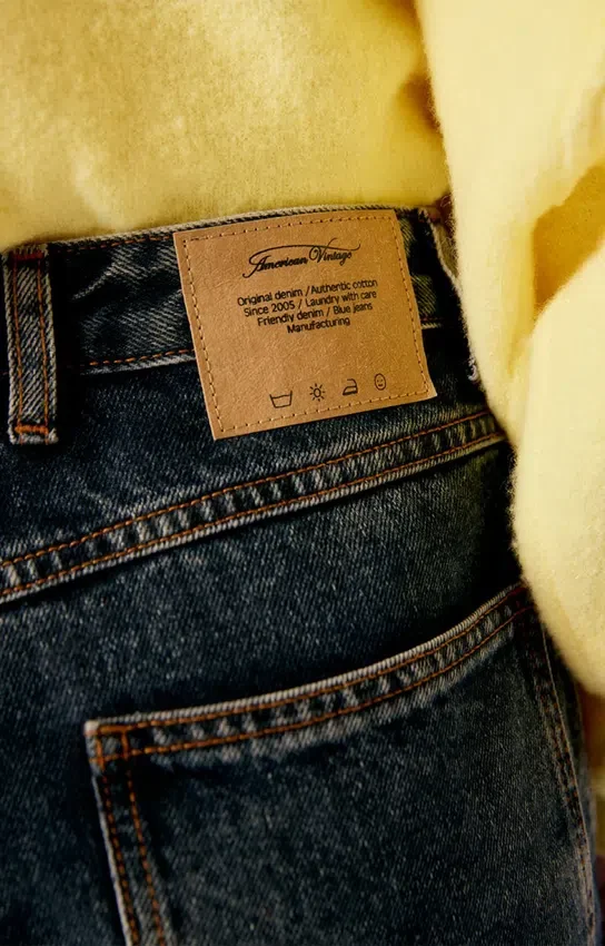 Löst sittande jeans för damer Lydbay Artikelnummer: LYD11AH26