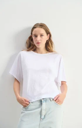 T-shirt för damer Apoly Artikelnummer: APO02CH26